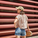 Okinawa mujer de costura de la mujer blusa y vestido