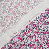 Anna Pink Flowers Algodón estampado y fondo blanco Fucsia por metro