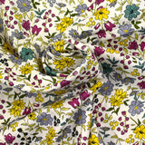Coton imprimé Vittoria fleurs gris et miel vintage fond écru au mètre