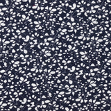 Jersey de algodón estampado con ramas de árboles blancas y fondo azul medianoche