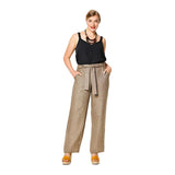 Patron Burda n°6218 : Pantalon – forme droite – poches plaquées