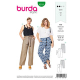 Patron Burda n°6218 : Pantalon – forme droite – poches plaquées