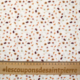 Cotton printed according to the brown wind white background
