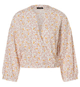 Burda Boss N ° 5745: blusa