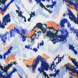Double gaze imprimée chevrons orange et bleu fond blanc