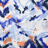 Double gaze imprimée chevrons orange et bleu fond blanc