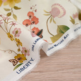Coton liberty ® Doreen June fond écru au mètre