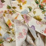 Coton liberty ® Doreen June fond écru au mètre