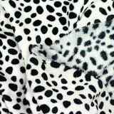 Polaire doudou imprimée dalmatien noir et blanc