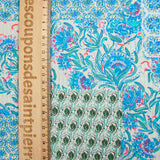 Gasa simple con estampado de patchwork de cachemira azul