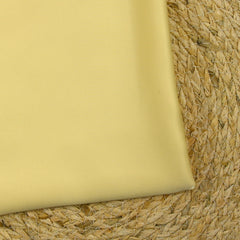 Satin de polyester Gina jaune beurre